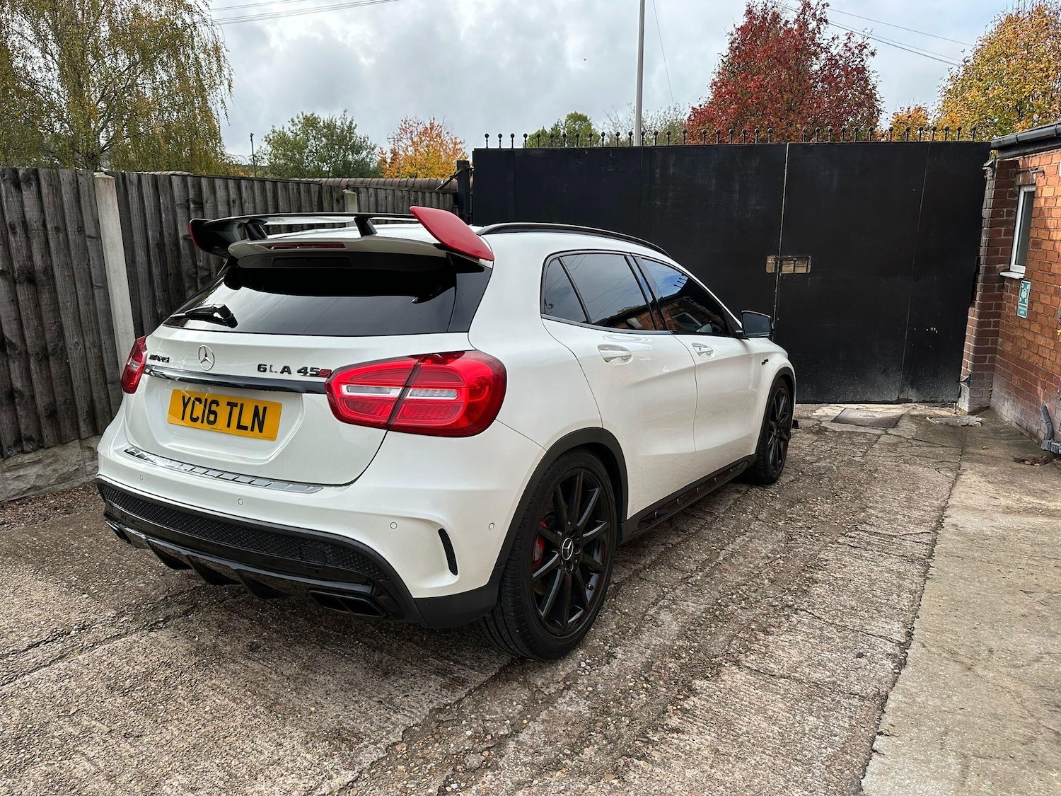 Used Mercedes-Benz GLA 2016 for sale - 76337129: Photo 6