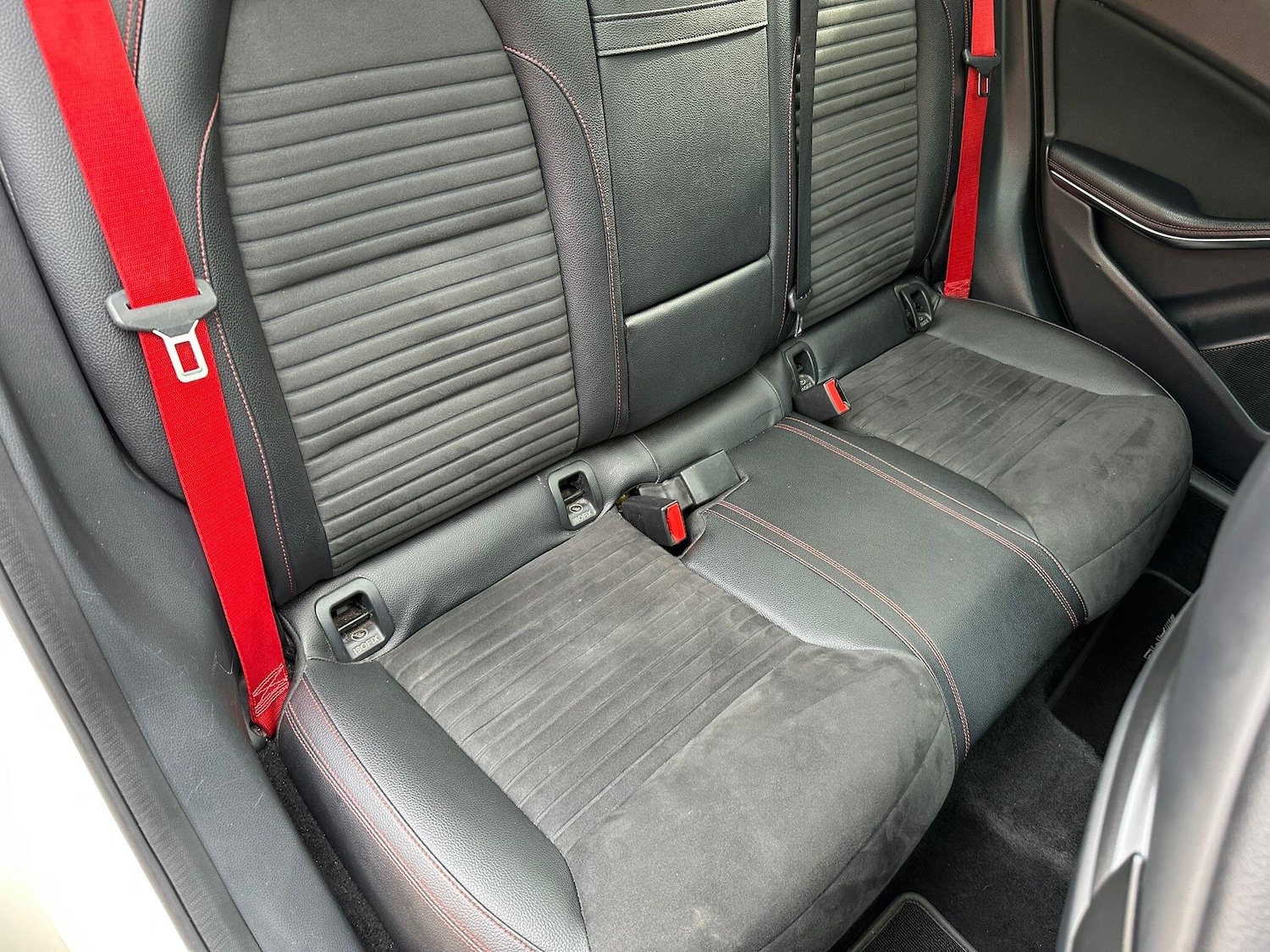Used Mercedes-Benz GLA 2016 for sale - 76337129: Photo 9