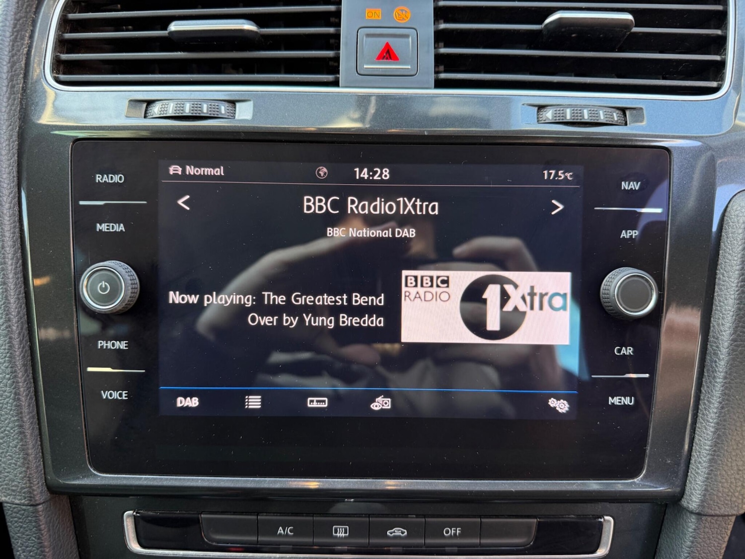 Used Volkswagen Golf 2018 for sale - 77723146: Photo 18