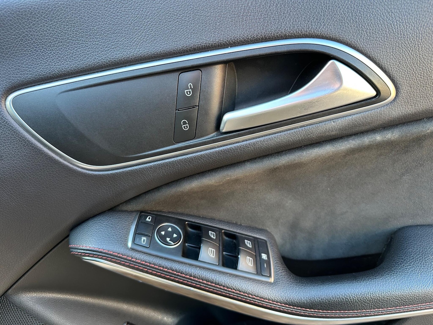 Used Mercedes-Benz CLA 2015 for sale - 76200772: Photo 12