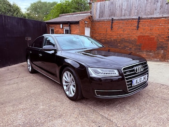 Audi - A8