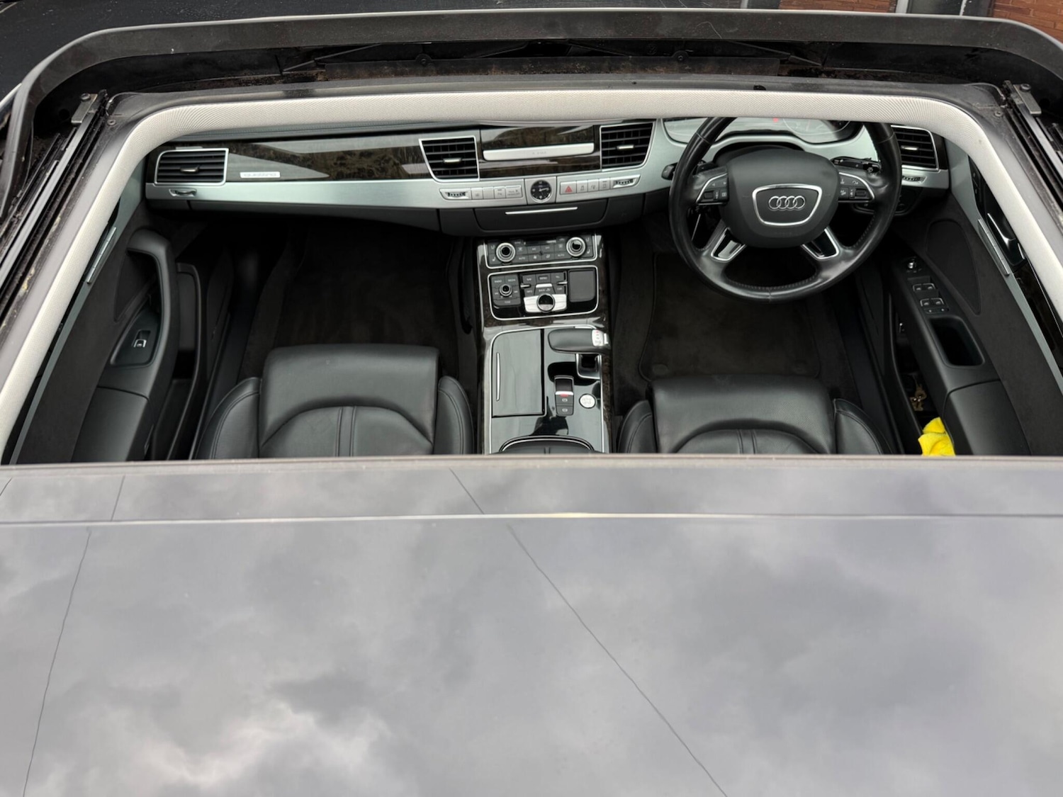 Vehicle 28