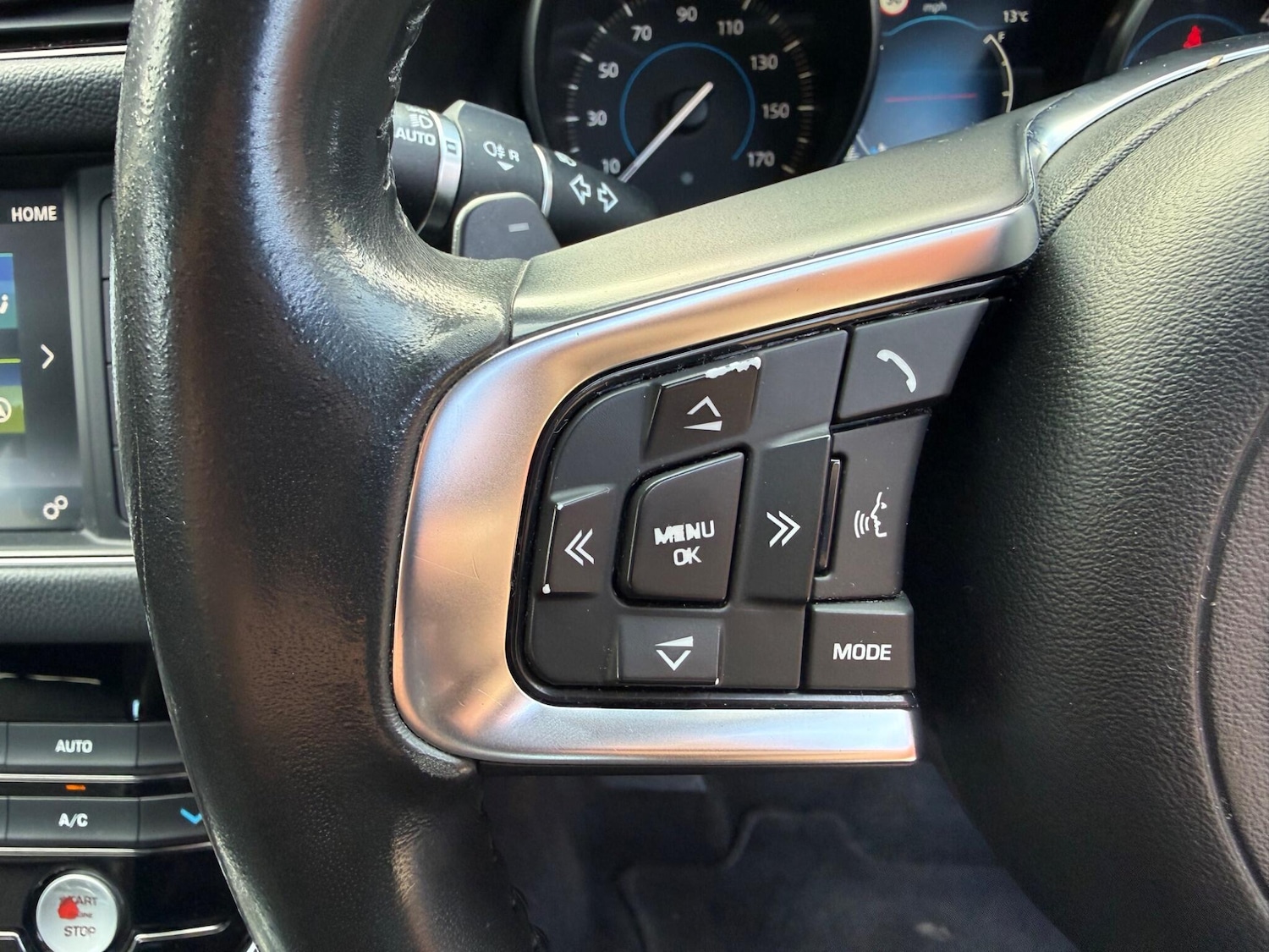 Used Jaguar XF 2017 for sale - 77525040: Photo 14