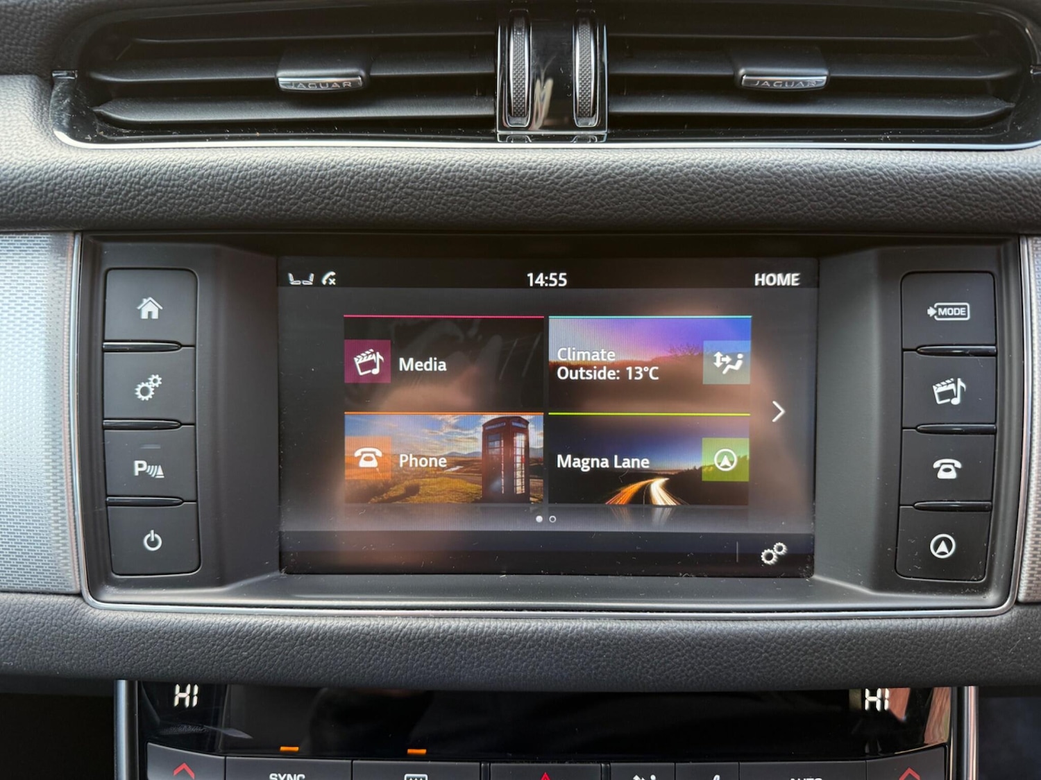 Used Jaguar XF 2017 for sale - 77525040: Photo 16