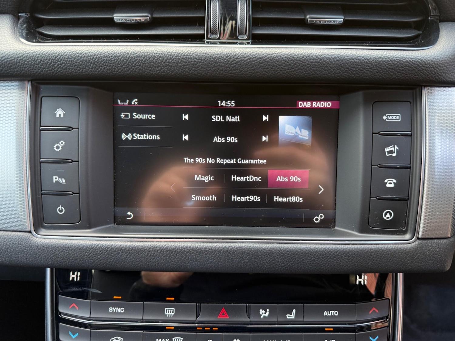 Used Jaguar XF 2017 for sale - 77525040: Photo 18