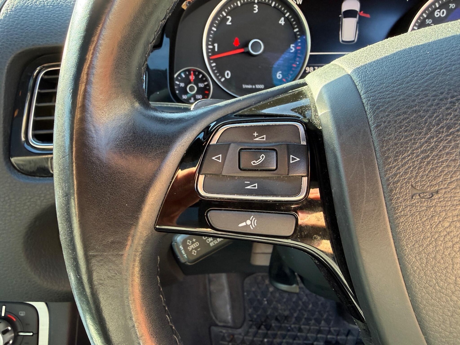 Used Volkswagen Touareg 2014 for sale - 77559788: Photo 14