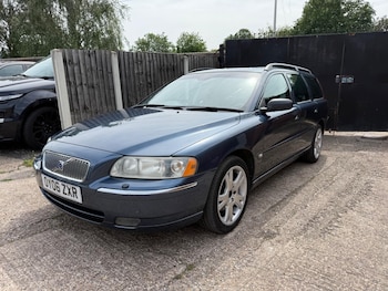 Used Volvo V70 2006 for sale - 78752045: Photo