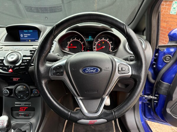 Used Ford Fiesta 2017 for sale - 76200741: Photo 16