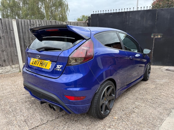 Used Ford Fiesta 2017 for sale - 76200741: Photo 6