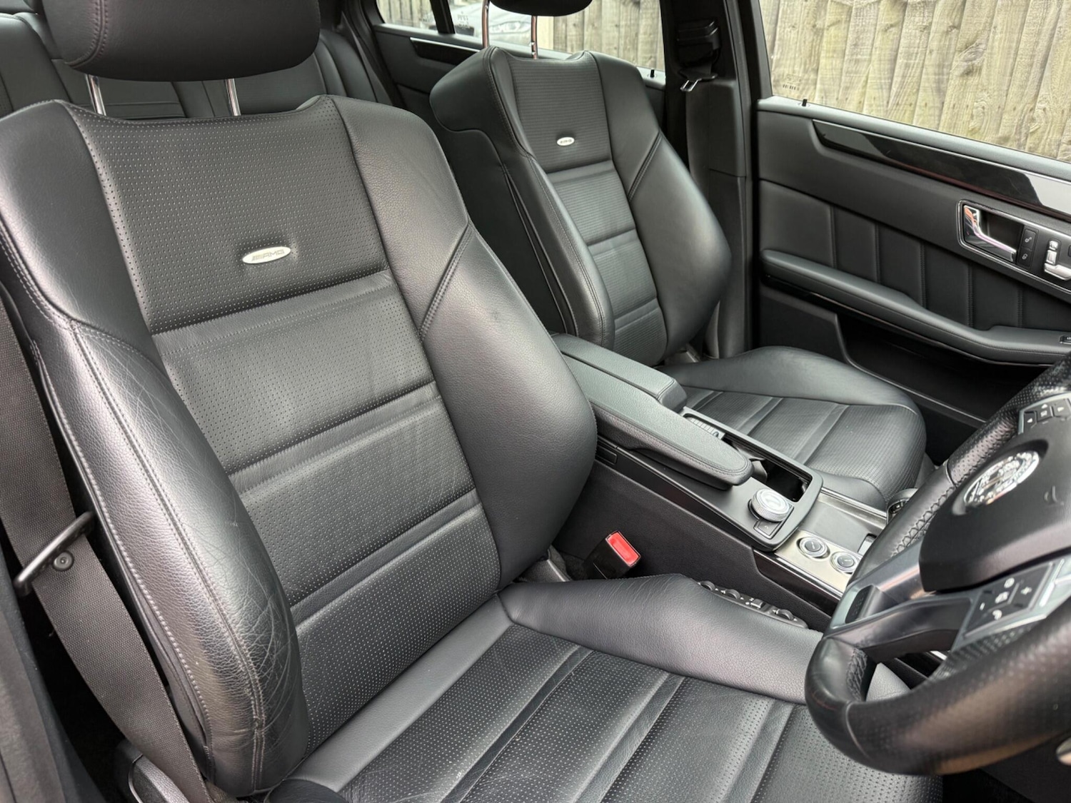 Used Mercedes-Benz E Class 2010 for sale - 78184365: Photo 11