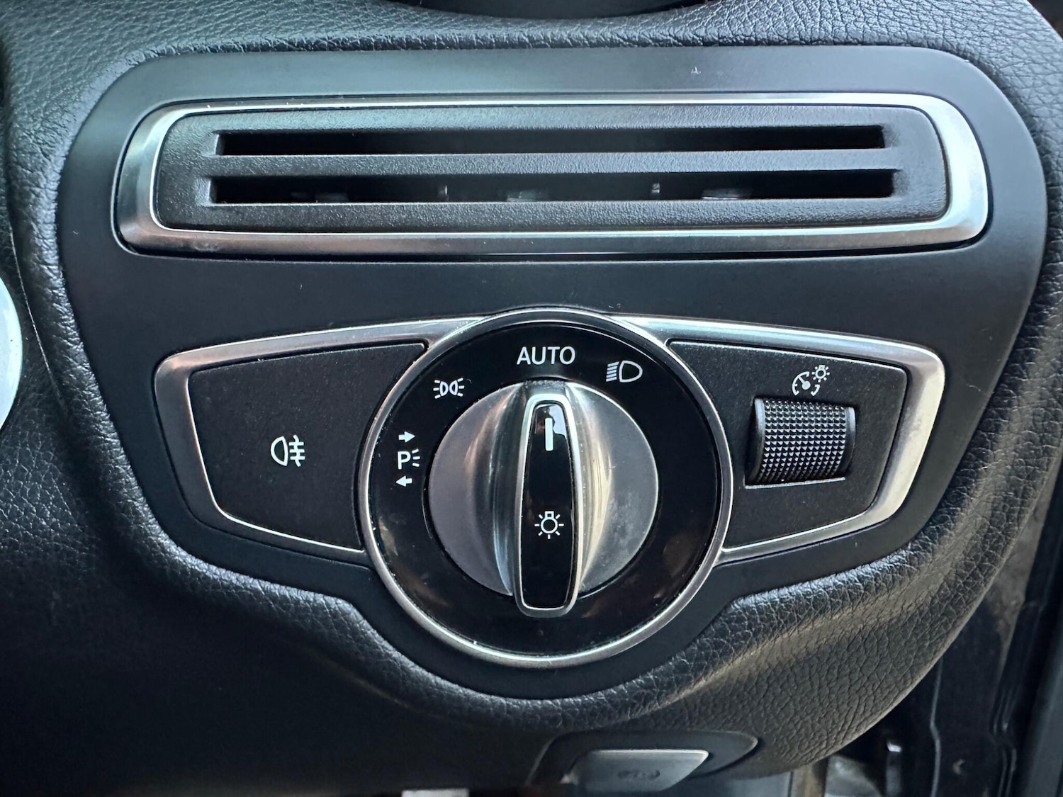 Used Mercedes-Benz C Class 2014 for sale - 76823444: Photo 13