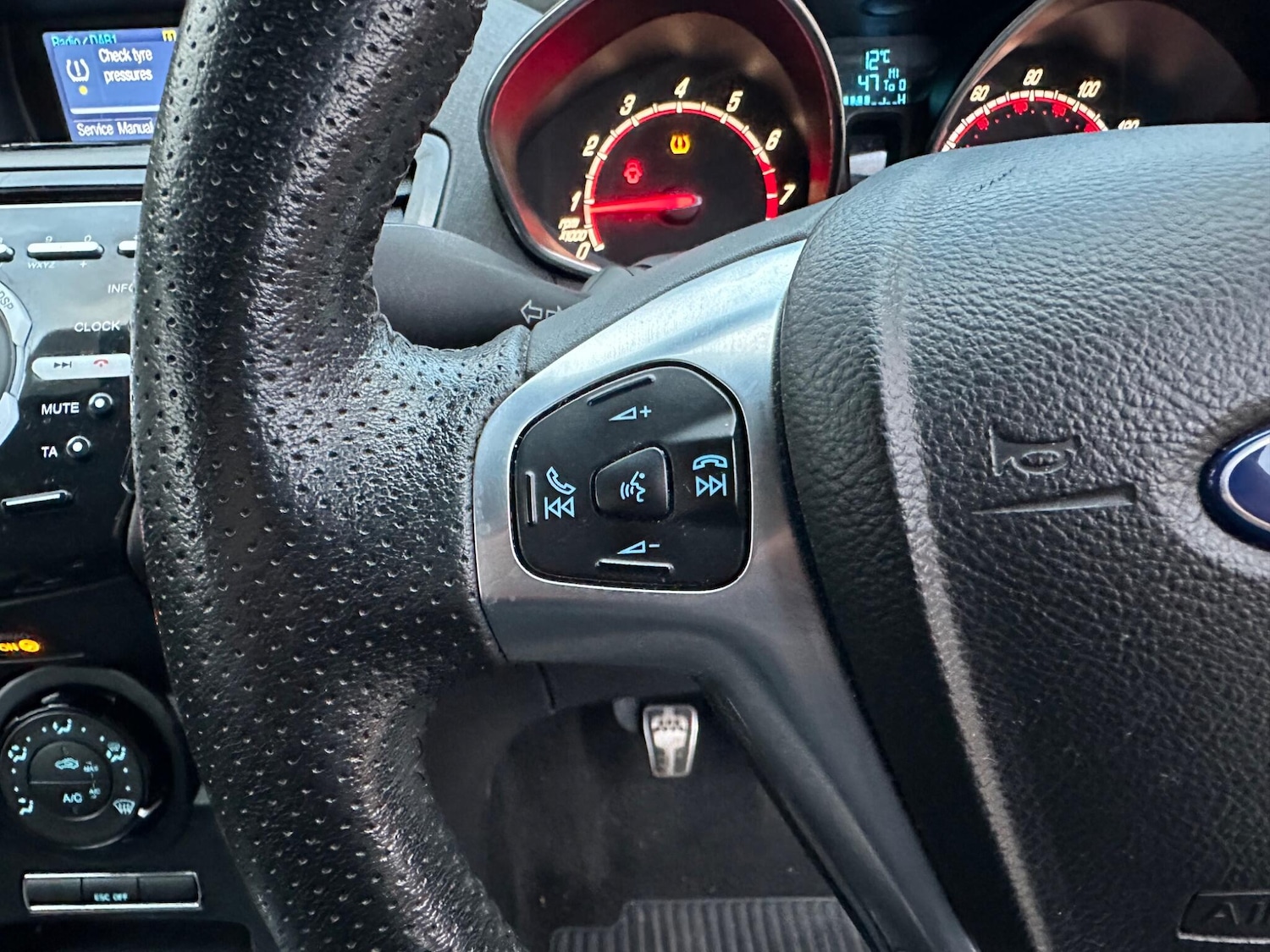 Used Ford Fiesta 2014 for sale - 76801530: Photo 17