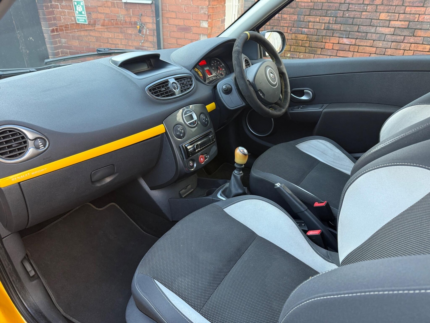 Used Renault Clio 2009 for sale - 77175584: Photo 13