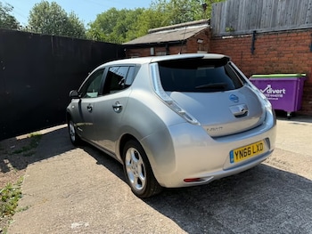 Used Nissan Leaf 2016 for sale - 79605340: Photo