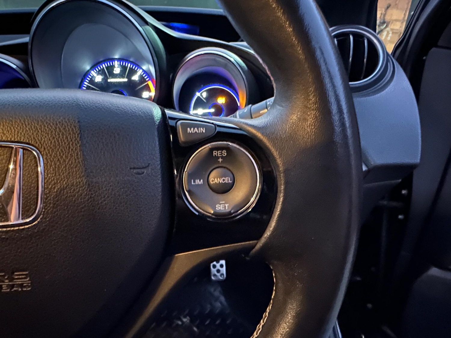 Used Honda Civic 2015 for sale - 76633349: Photo 15