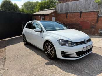 Used Volkswagen Golf 2016 for sale - 75140581: Photo