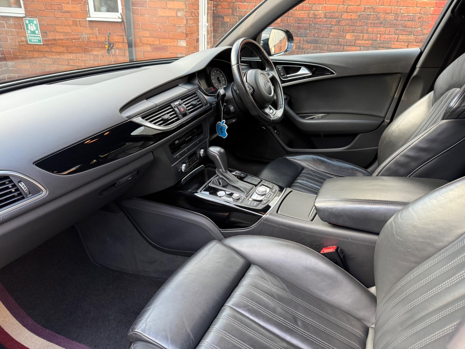 Used Audi A6 Saloon 2015 for sale - 76349386: Photo 13