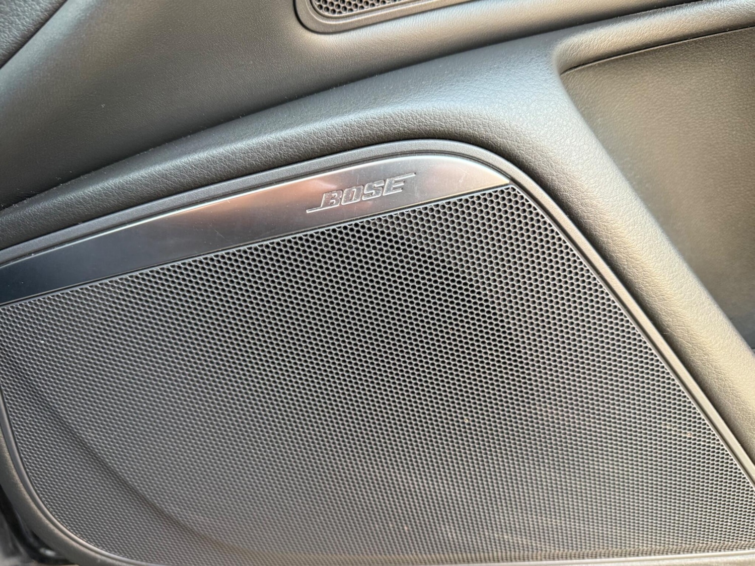 Used Audi A6 Saloon 2015 for sale - 76349386: Photo 25