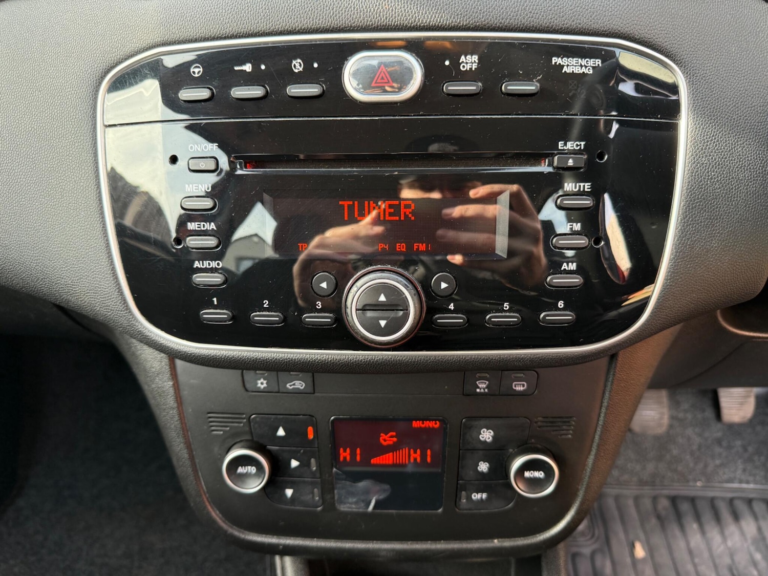 Used Fiat Punto 2017 for sale - 77633112: Photo 17