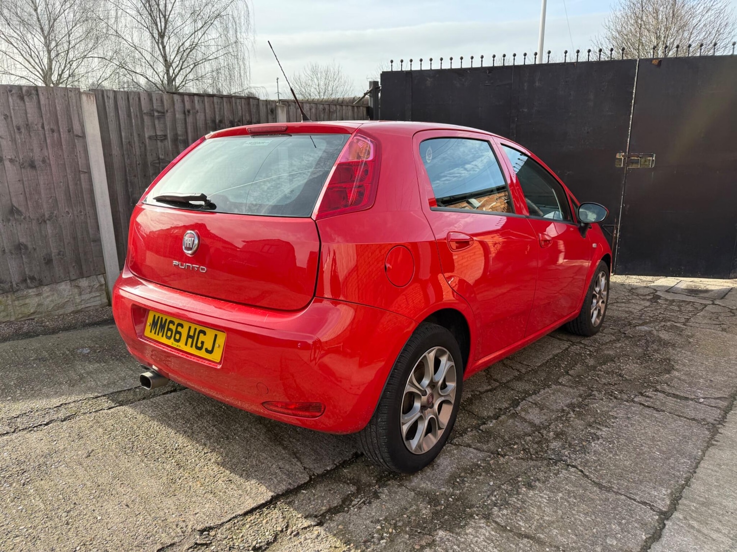Used Fiat Punto 2017 for sale - 77633112: Photo 6