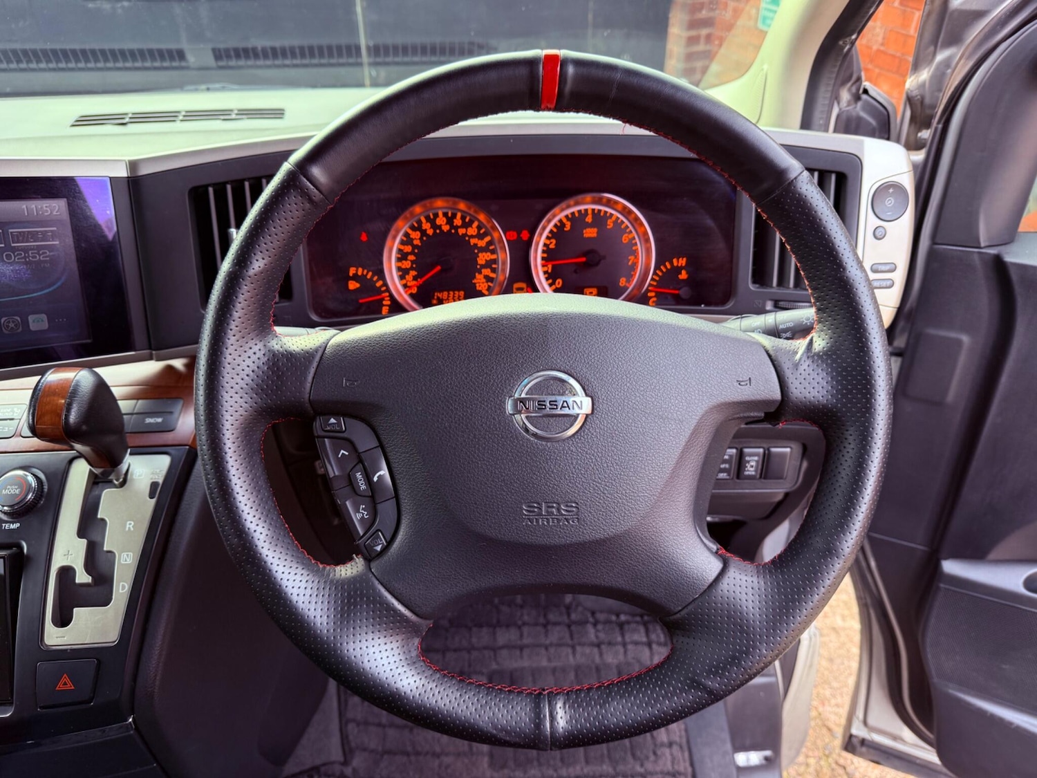 Used Nissan Elgrand 2022 for sale - 77510834: Photo 16