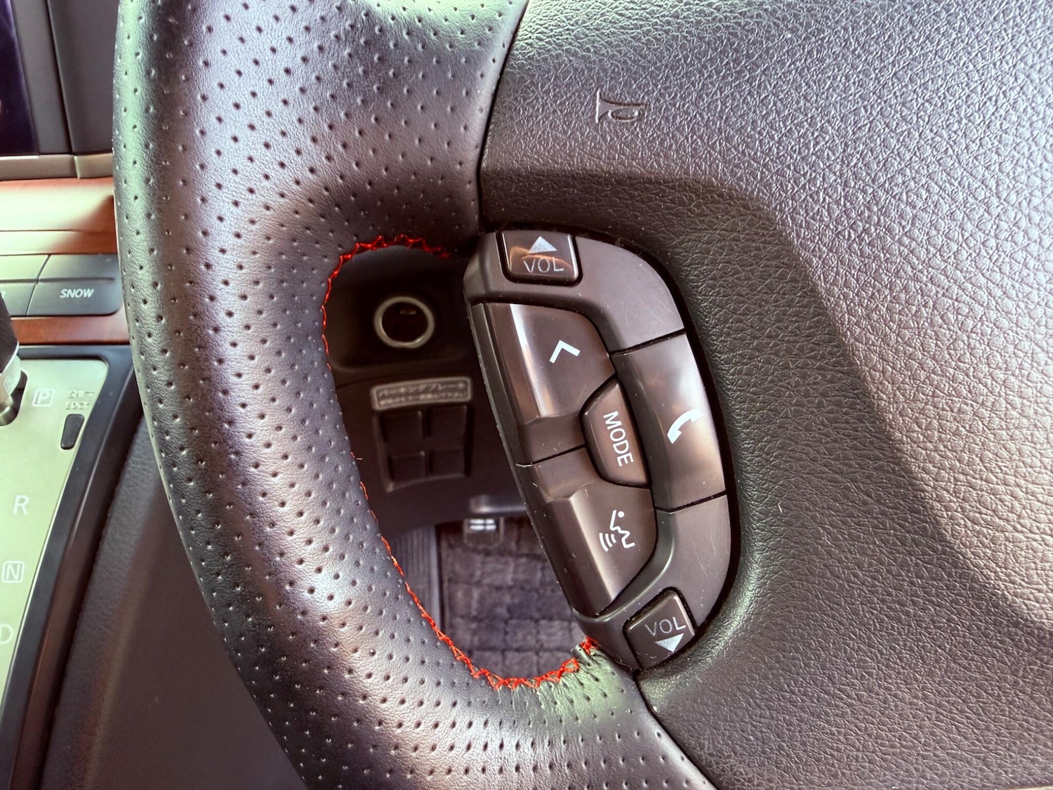 Used Nissan Elgrand 2022 for sale - 77510834: Photo 17