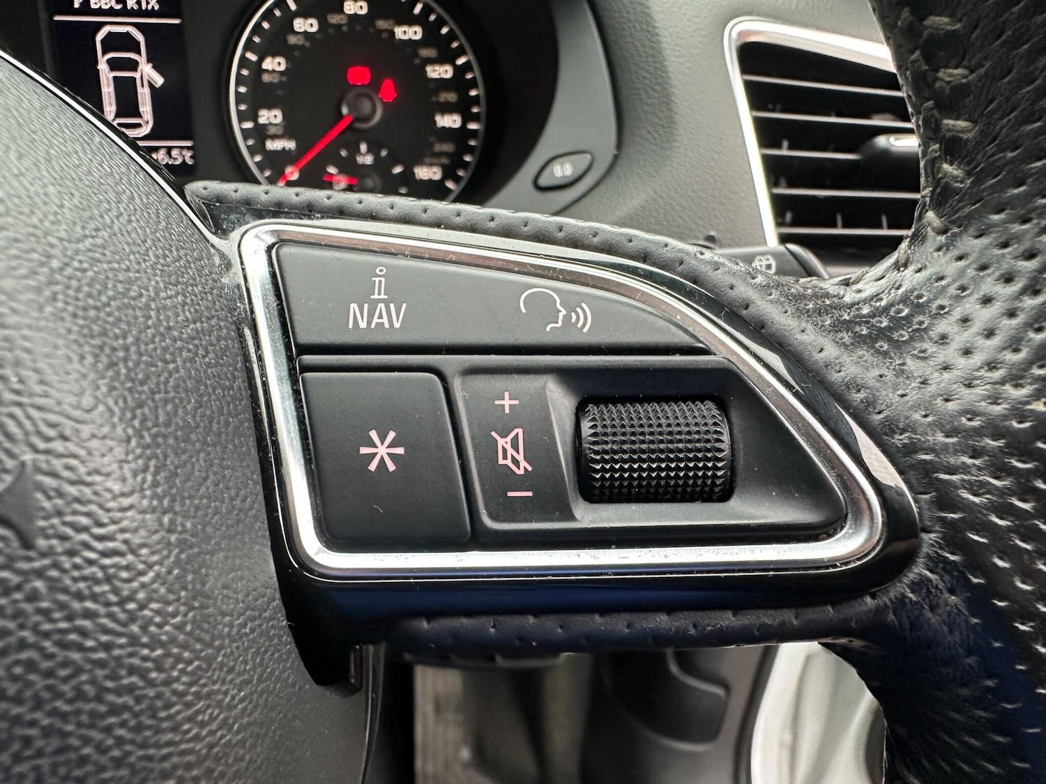 Used Audi Q3 2013 for sale - 77214998: Photo 16