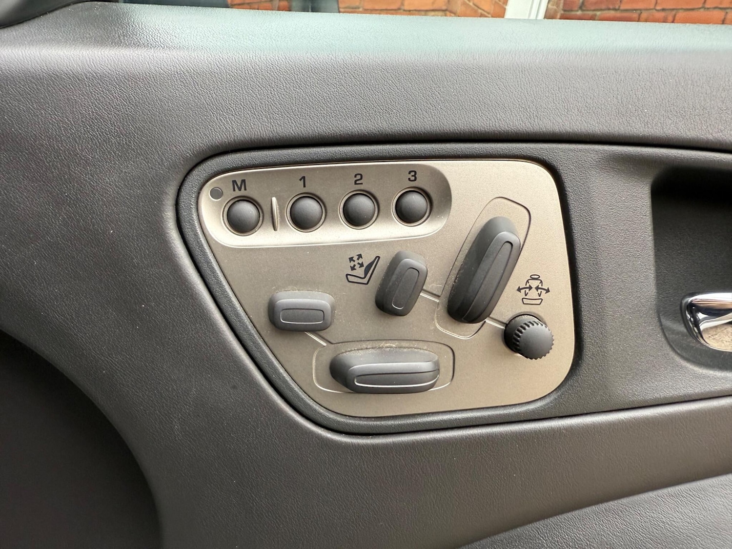 Used Jaguar XK 2007 for sale - 76988095: Photo 28