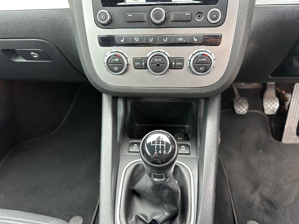 Used Volkswagen Scirocco 2012 for sale - 76306478: Photo 21