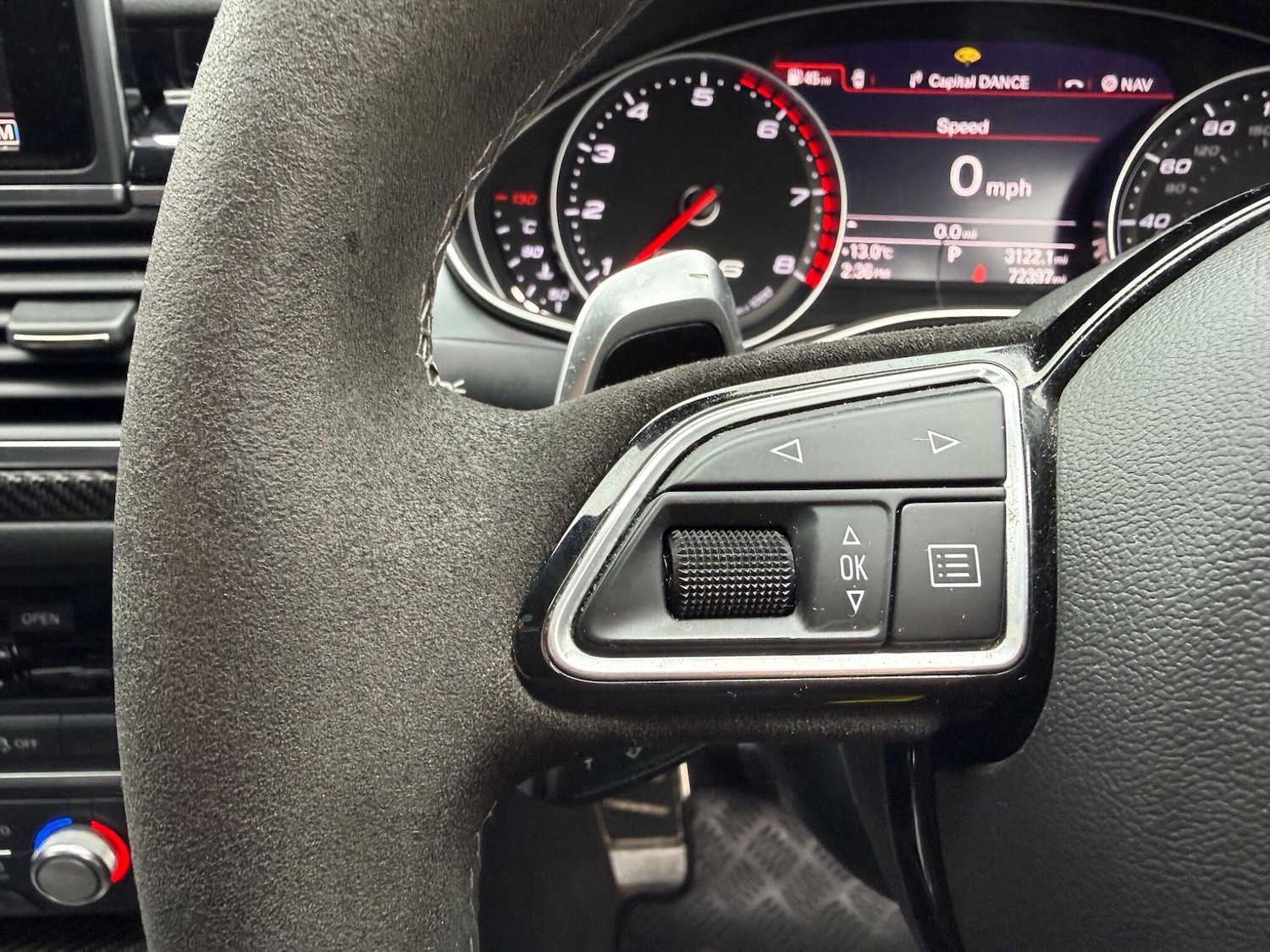 Used Audi RS6 2018 for sale - 77853751: Photo 18