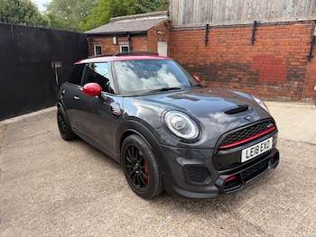 Used MINI Hatch 2018 for sale - 75552877: Photo