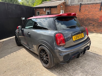 Used MINI Hatch 2018 for sale - 75552877: Photo