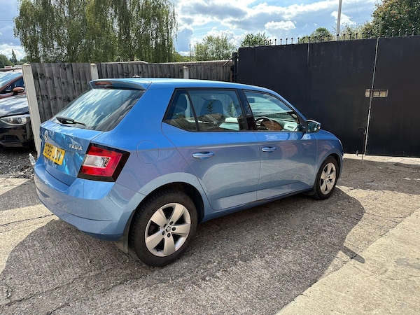 Used Skoda Fabia 2015 for sale - 75838743: Photo 6