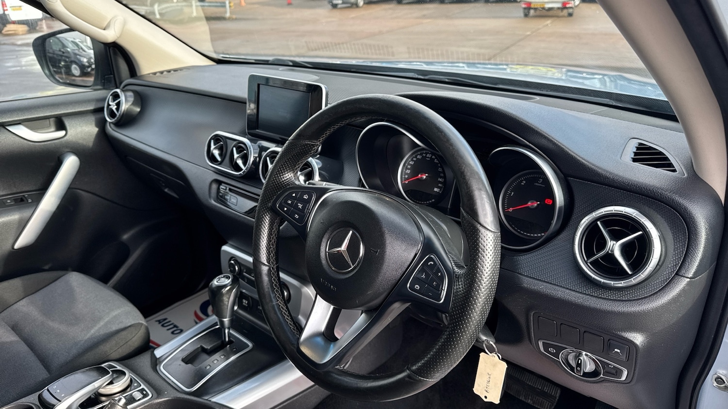 Used Mercedes-Benz X Class 2019 for sale - 77445739: Photo 11
