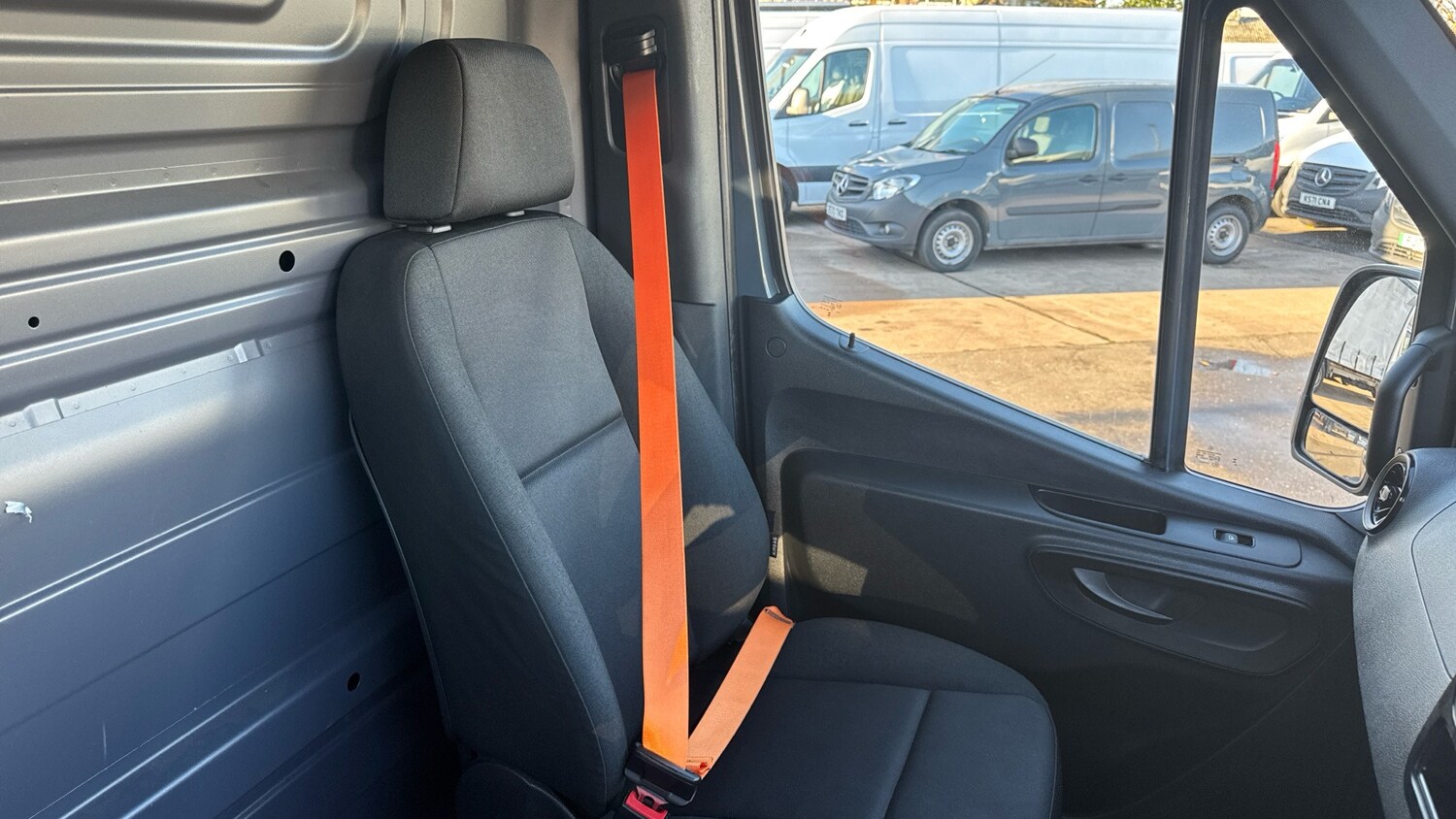 Used Mercedes-Benz Sprinter 2023 for sale - 76919029: Photo 28