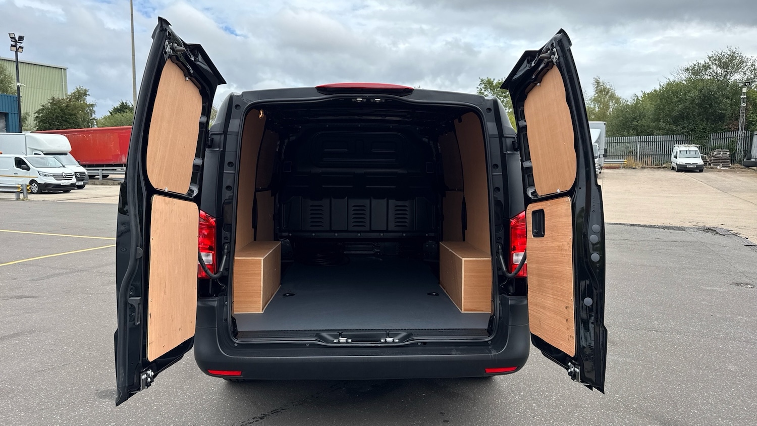 Used Mercedes-Benz Vito 2024 for sale - 75931254: Photo 18