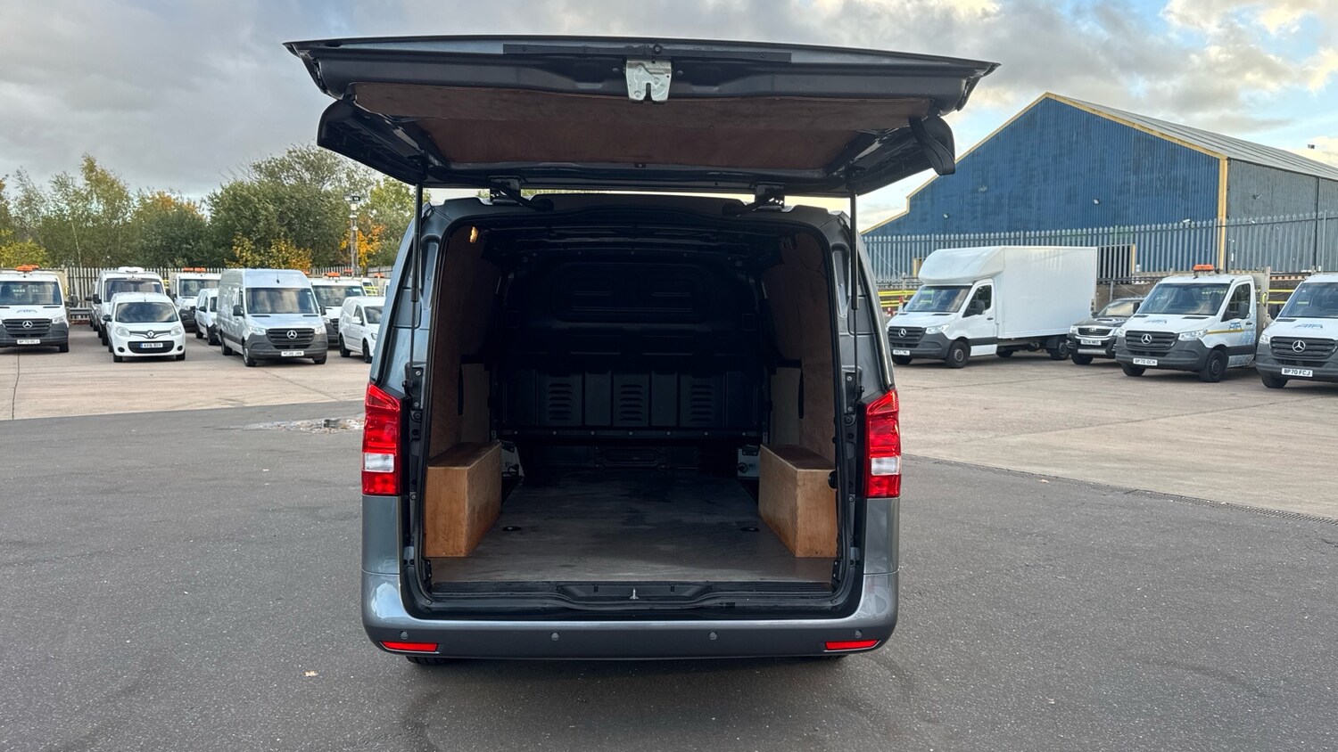 Used Mercedes-Benz Vito 2020 for sale - 76412110: Photo 17