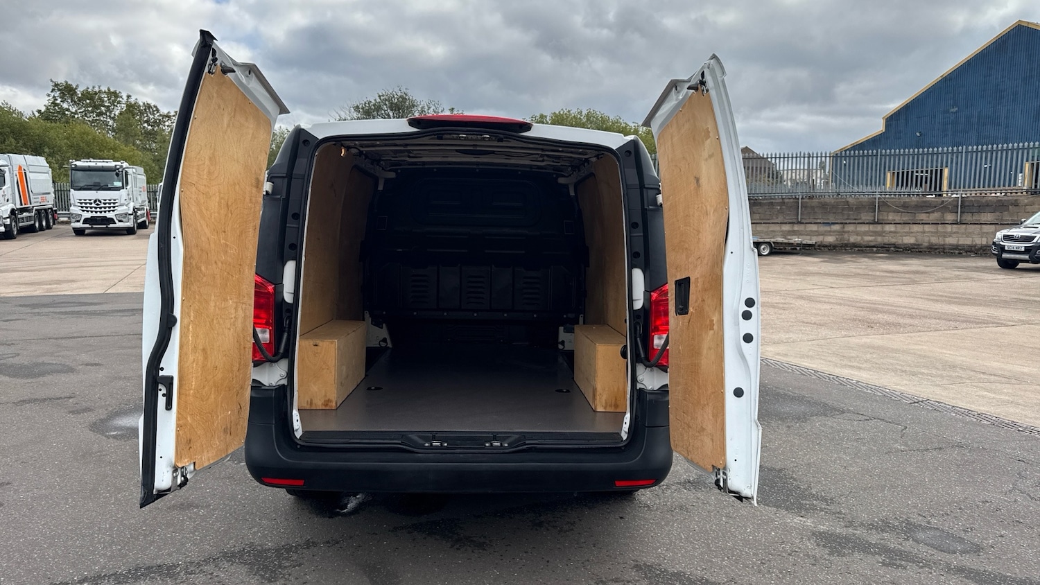 Used Mercedes-Benz Vito 2021 for sale - 76352251: Photo 17