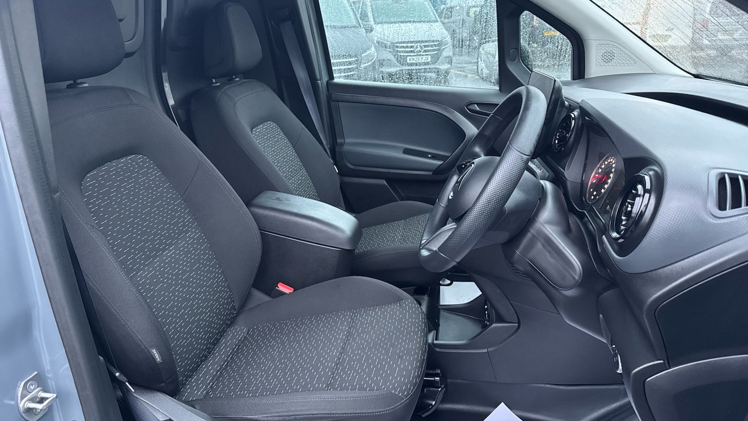 Used Mercedes-Benz Citan 2025 for sale - 77282801: Photo 10