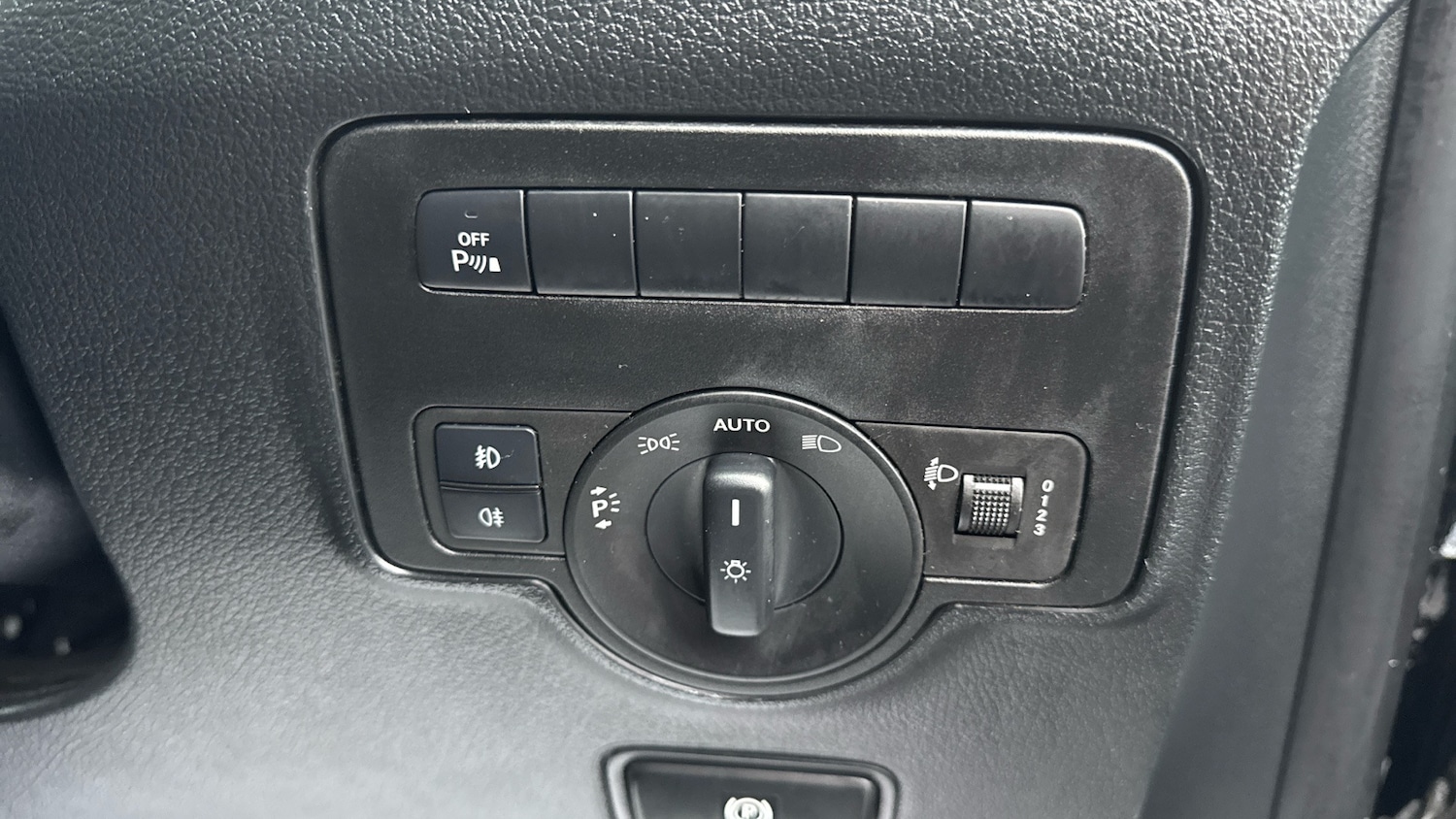 Used Mercedes-Benz Vito 2019 for sale - 77282485: Photo 29