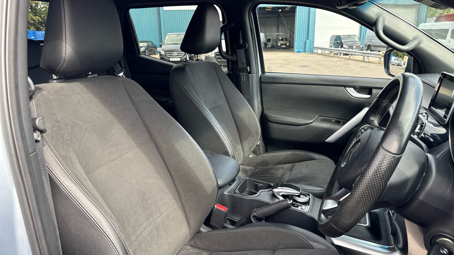 Used Mercedes-Benz X-Class 2019 for sale - 76156891: Photo 10