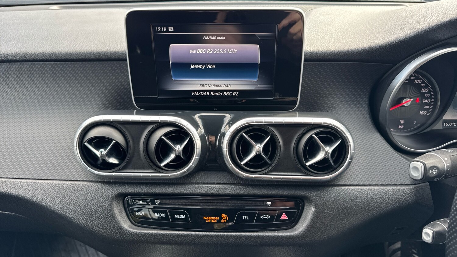 Used Mercedes-Benz X-Class 2019 for sale - 76156891: Photo 12