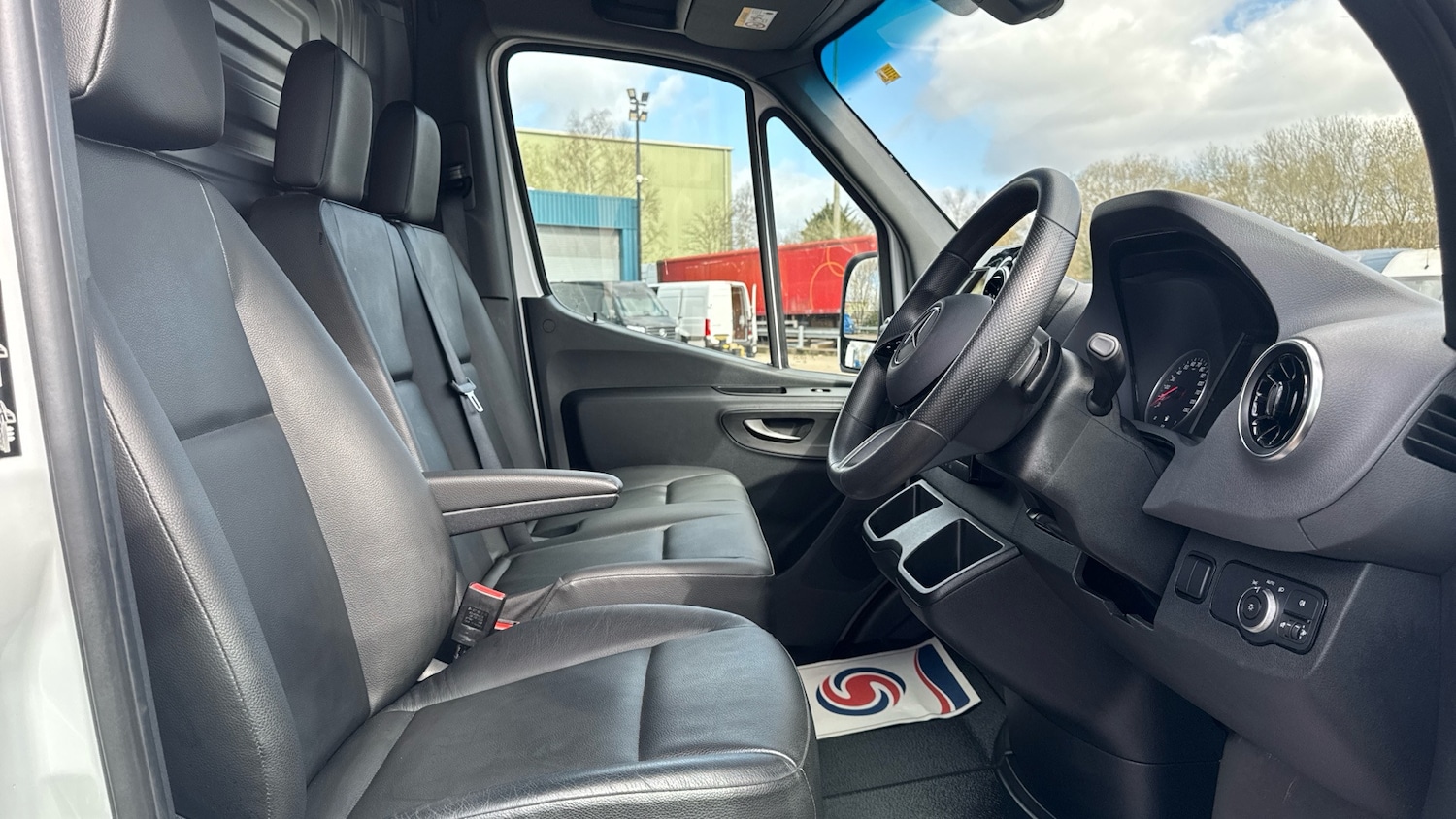 Used Mercedes-Benz Sprinter 2025 for sale - 78090403: Photo 10