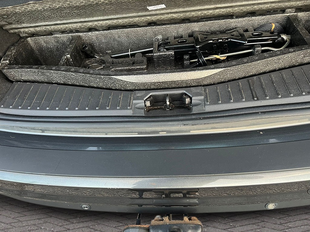 Used Ford Grand C-Max 2017 for sale - 78064017: Photo 23