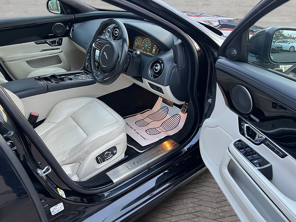 Used Jaguar XJ 2016 for sale - 76358287: Photo 12