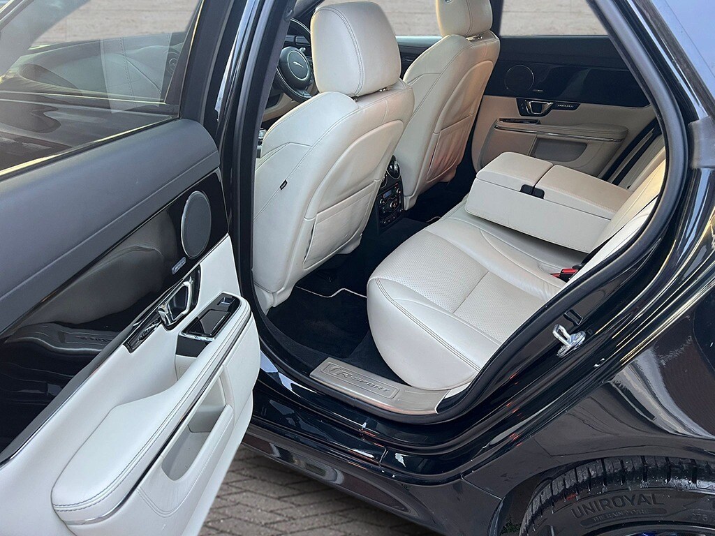 Used Jaguar XJ 2016 for sale - 76358287: Photo 18