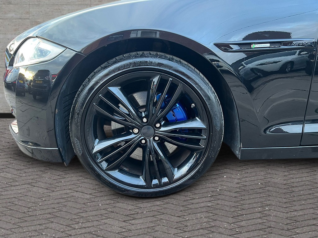 Used Jaguar XJ 2016 for sale - 76358287: Photo 24