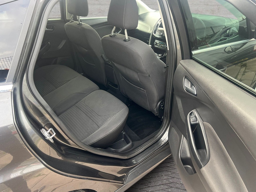 Used Ford Focus 2017 for sale - 76613584: Photo 13
