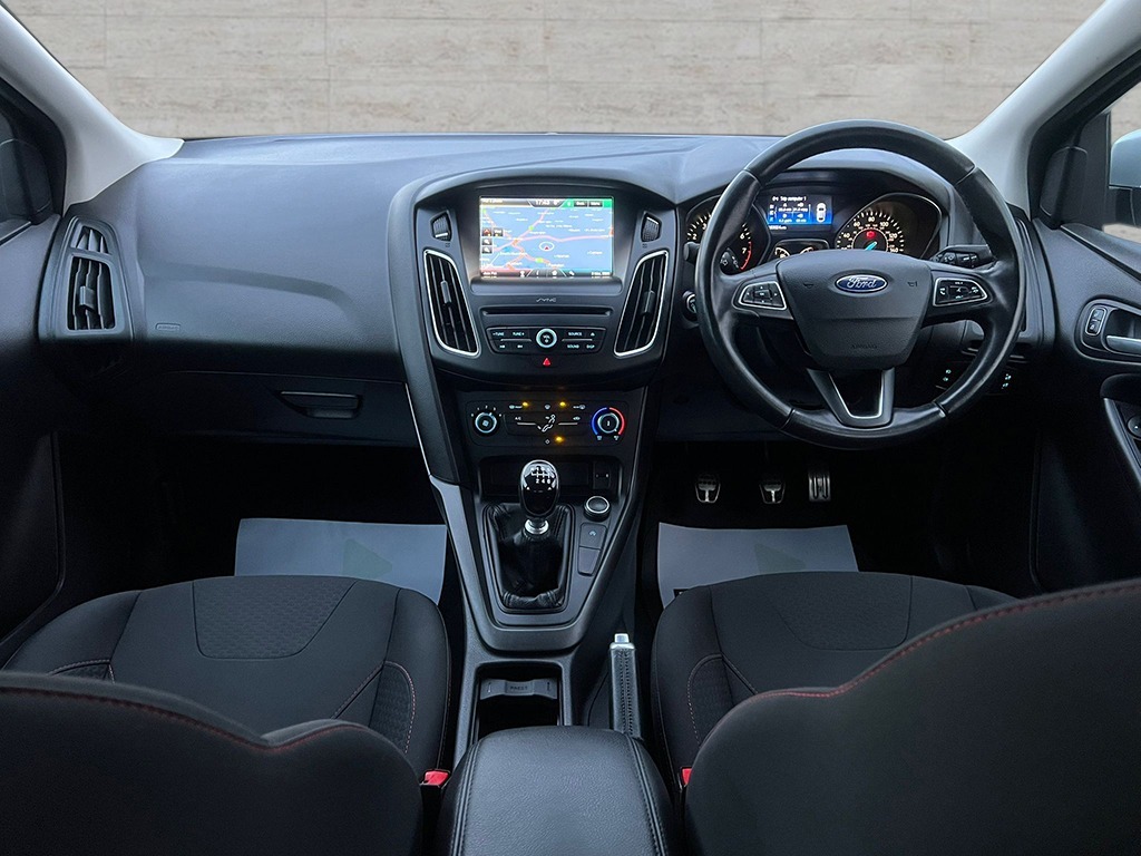 Used Ford Focus 2016 for sale - 77742839: Photo 13