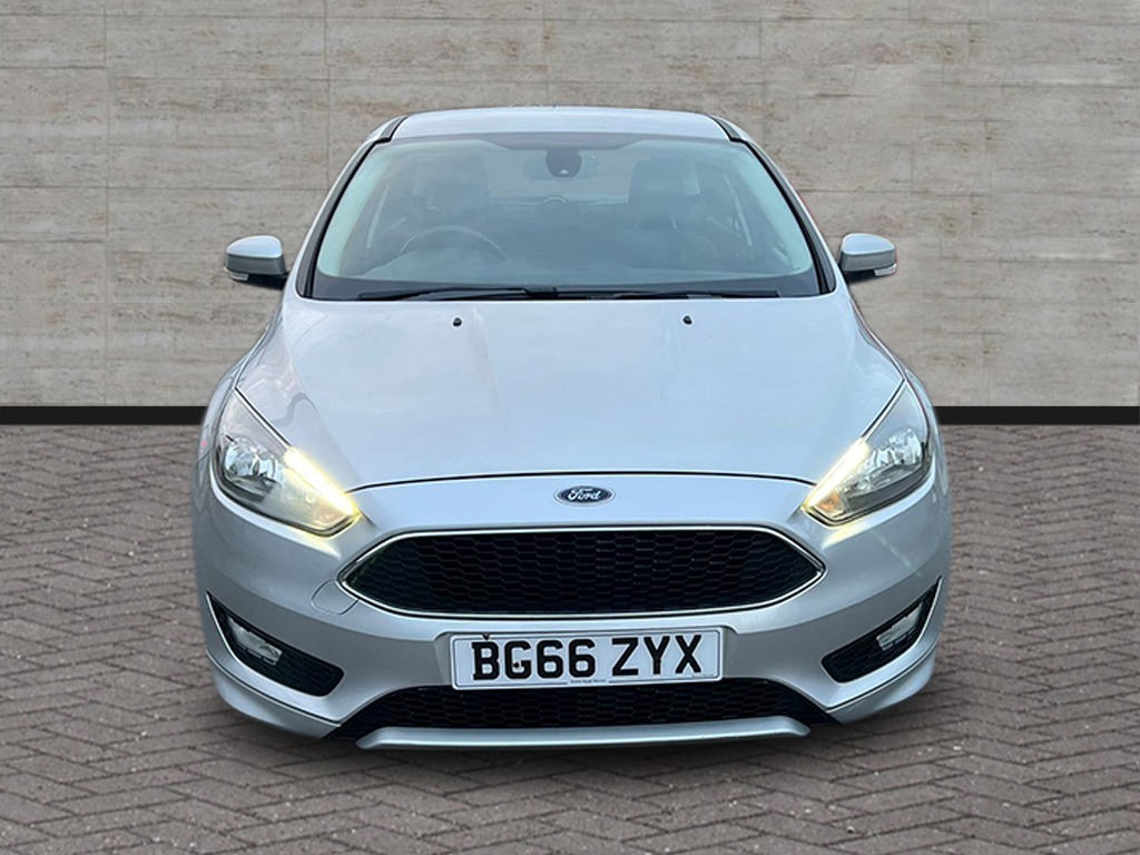 Used Ford Focus 2016 for sale - 77742839: Photo 2